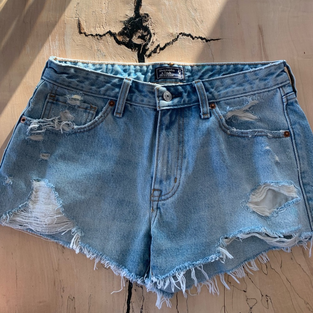 Abercrombie Jean Shorts size 4 - Picture 3 of 5
